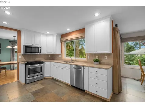 15060 Sw Highpoint Drive Sherwood OR 97140