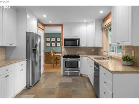 15060 Sw Highpoint Drive Sherwood OR 97140