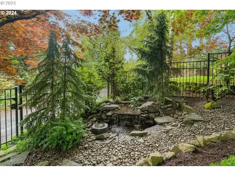 15060 Sw Highpoint Drive Sherwood OR 97140
