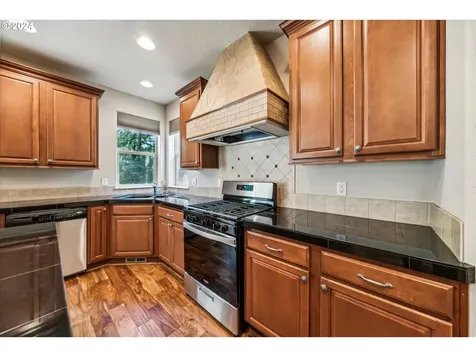 15758 Sw 81st Avenue Portland OR 97224