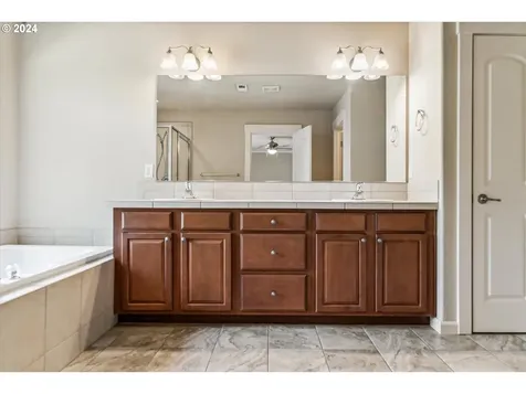 15758 Sw 81st Avenue Portland OR 97224