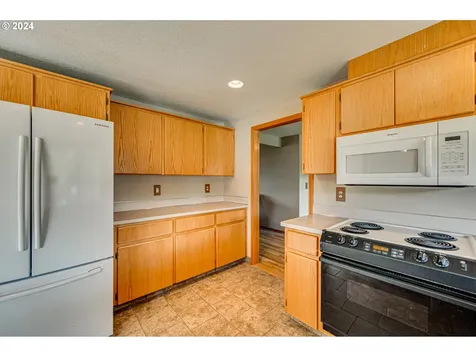 109 Brothers Road Woodland WA 98674