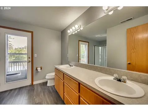 109 Brothers Road Woodland WA 98674
