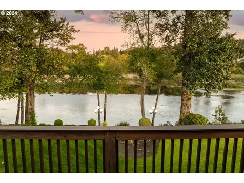 109 Brothers Road Woodland WA 98674