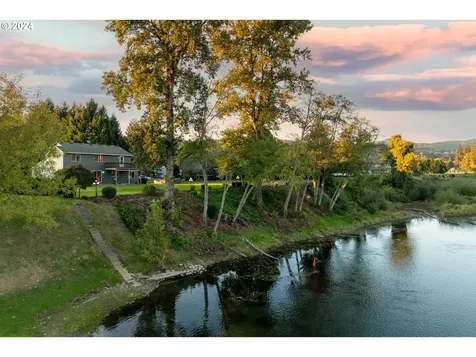 109 Brothers Road Woodland WA 98674