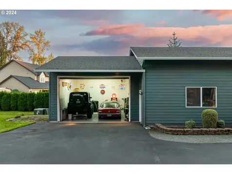 109 Brothers Road Woodland WA 98674