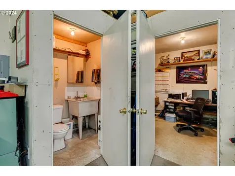 109 Brothers Road Woodland WA 98674