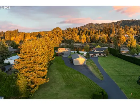 109 Brothers Road Woodland WA 98674