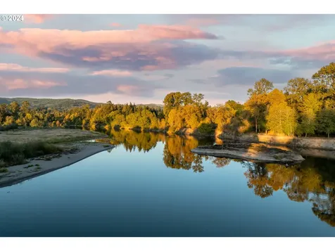 109 Brothers Road Woodland WA 98674