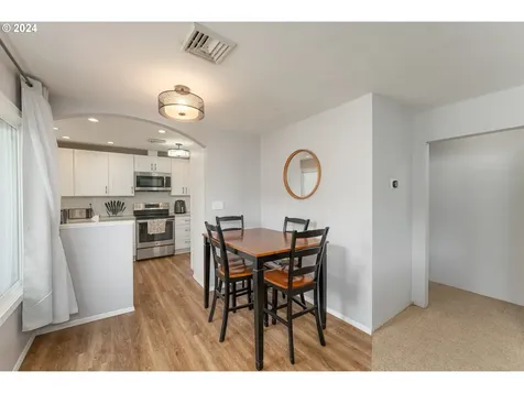 1321 Ne Alameda Avenue Roseburg OR 97470
