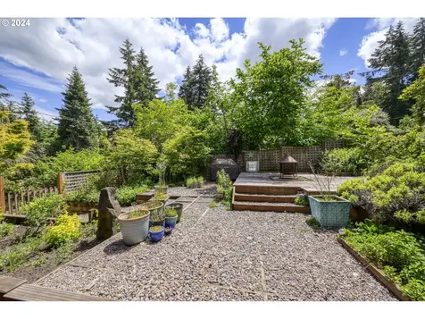 32231 Deberry Road Creswell OR 97426
