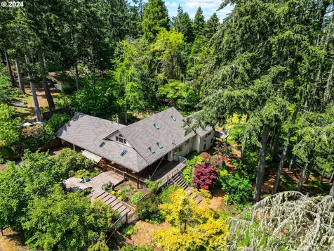 32231 Deberry Road Creswell OR 97426