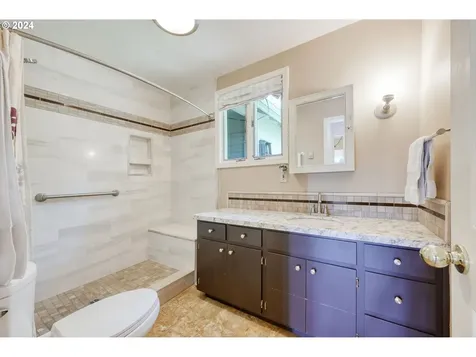 32231 Deberry Road Creswell OR 97426