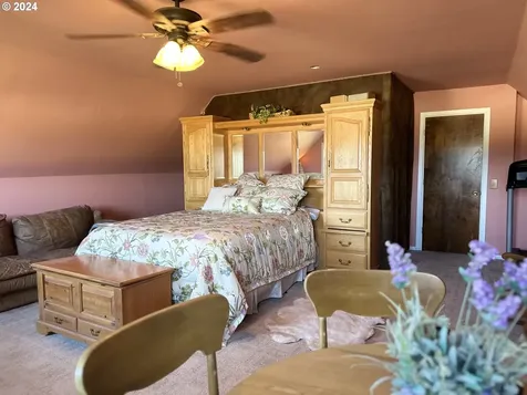 67138 Hunter Road Summerville OR 97876