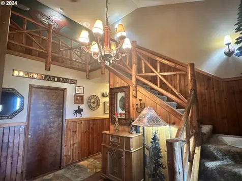 67138 Hunter Road Summerville OR 97876