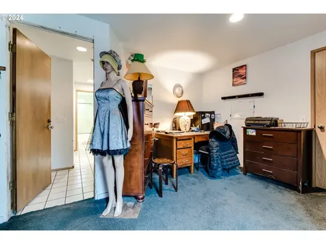 4070 E 18th Avenue Eugene OR 97403