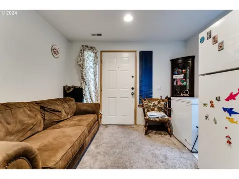 4070 E 18th Avenue Eugene OR 97403