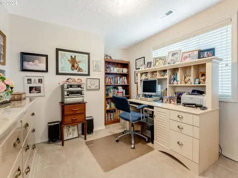 1915 NW 148th Street Vancouver WA 98685