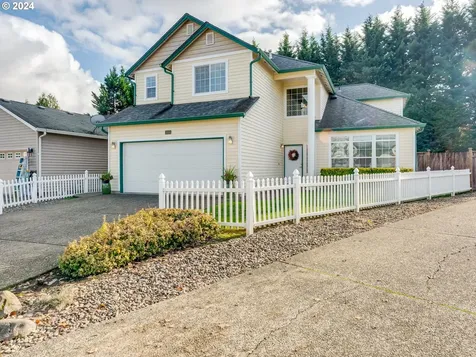 1915 NW 148th Street Vancouver WA 98685