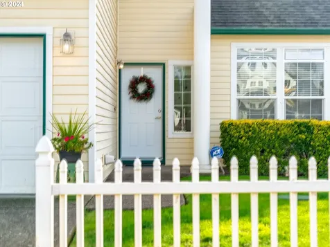 1915 NW 148th Street Vancouver WA 98685