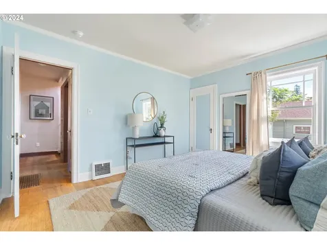 3236 Se 56th Avenue Portland OR 97206