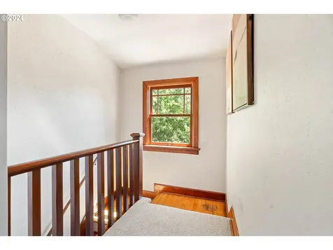 3236 Se 56th Avenue Portland OR 97206
