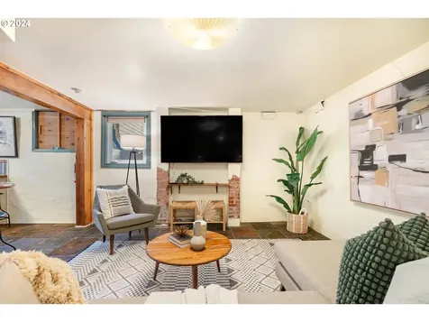 3236 Se 56th Avenue Portland OR 97206