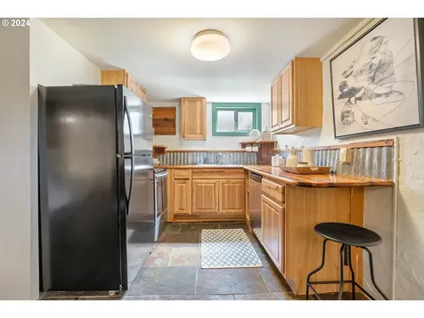 3236 Se 56th Avenue Portland OR 97206