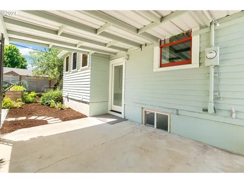 3236 Se 56th Avenue Portland OR 97206