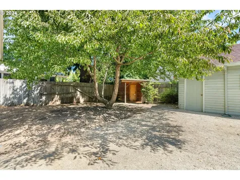 3236 Se 56th Avenue Portland OR 97206