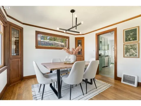 3236 Se 56th Avenue Portland OR 97206