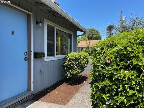 6106 Se Boise Street Portland OR 97206