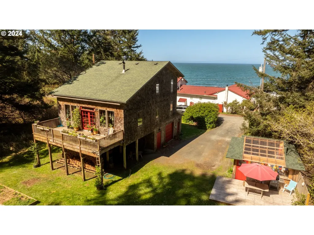89166 Lighthouse Way Coos Bay OR 97420