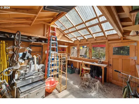 89166 Lighthouse Way Coos Bay OR 97420