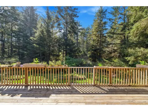 89166 Lighthouse Way Coos Bay OR 97420