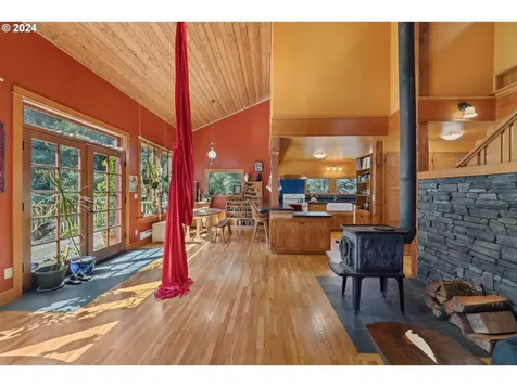 89166 Lighthouse Way Coos Bay OR 97420