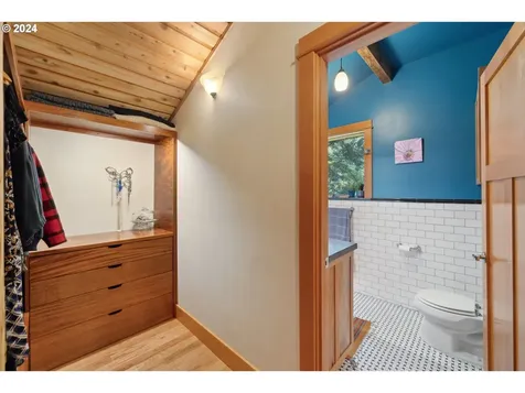 89166 Lighthouse Way Coos Bay OR 97420