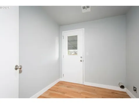 2964 Sherry Court Ne Salem OR 97301