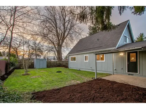 2964 Sherry Court Ne Salem OR 97301