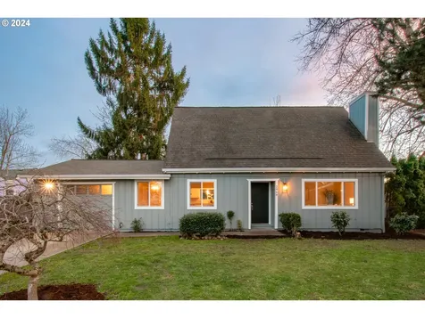 2964 Sherry Court Ne Salem OR 97301