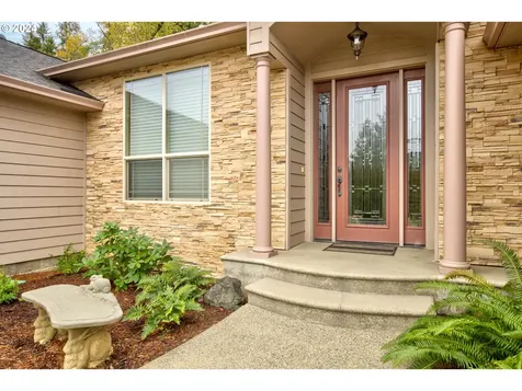 1755 NE Reagan Drive Roseburg OR 97470