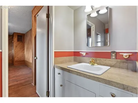 10145 SW Melnore Street Portland OR 97225