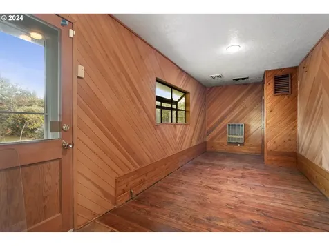 10145 SW Melnore Street Portland OR 97225