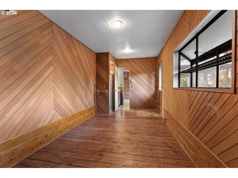10145 SW Melnore Street Portland OR 97225