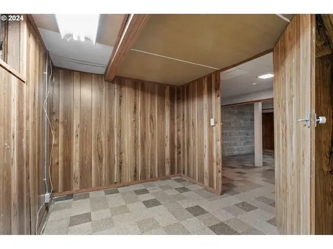 10145 SW Melnore Street Portland OR 97225