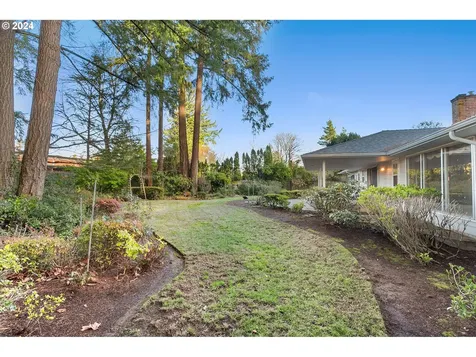 10145 SW Melnore Street Portland OR 97225
