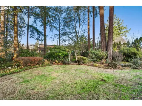 10145 SW Melnore Street Portland OR 97225