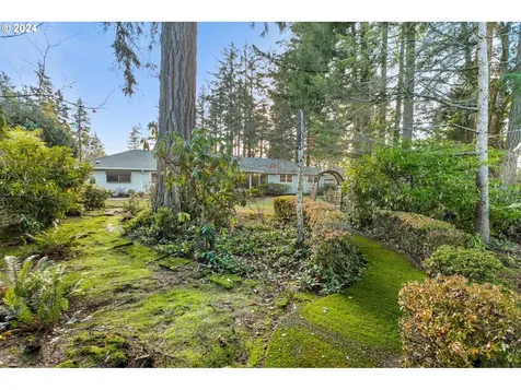 10145 SW Melnore Street Portland OR 97225