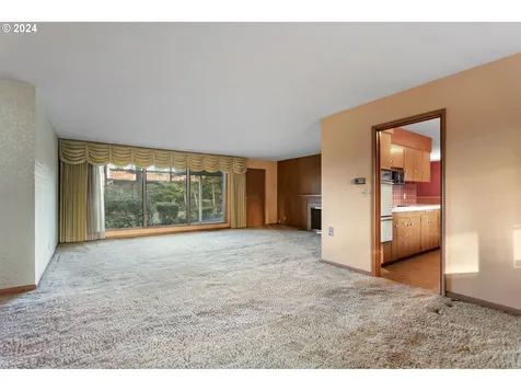 10145 SW Melnore Street Portland OR 97225