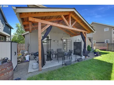 5537 Tribute Way Eugene OR 97402